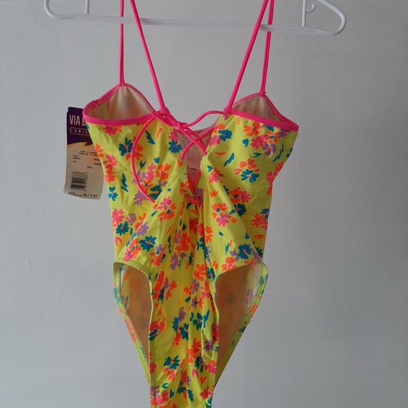 Vintage Floral One-Piece Swimsuit - Picture 3 of 6